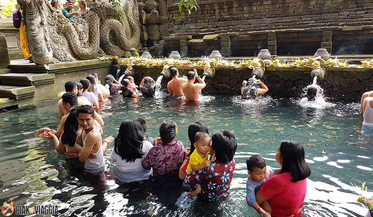 Piscine nel Tempio Tirta Empul